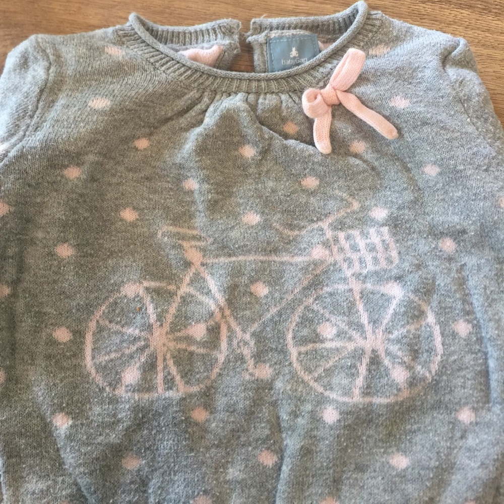 Sweater - Picture 2 of 4